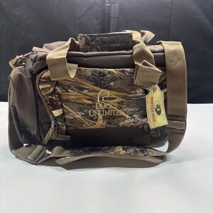 Ducks Unlimited Blind Bag Gear Duffel Waterfowl Duck Silhouette Camo New